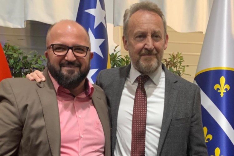 Izetbegović i Novalić se fotografisali sa Mulahusićem