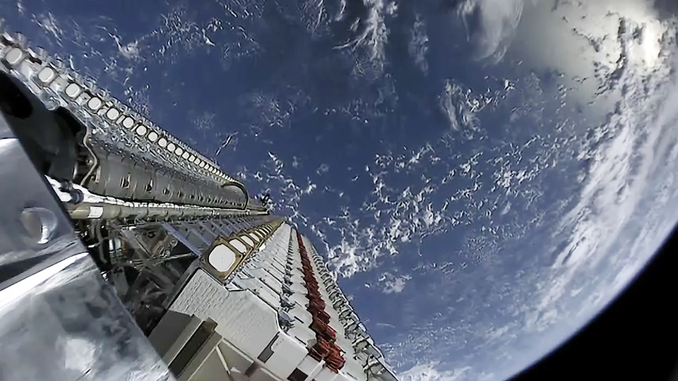 Rusija pravi sopstveni Starlink: Hiljade satelita će premrežiti orbitu, signal stiže u svaki ćošak zemlje