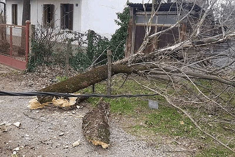 UKLJUČEN ŽUTI METEOALARM Očekuju se jaki udari vjetra i gramljavina na području Banjaluke