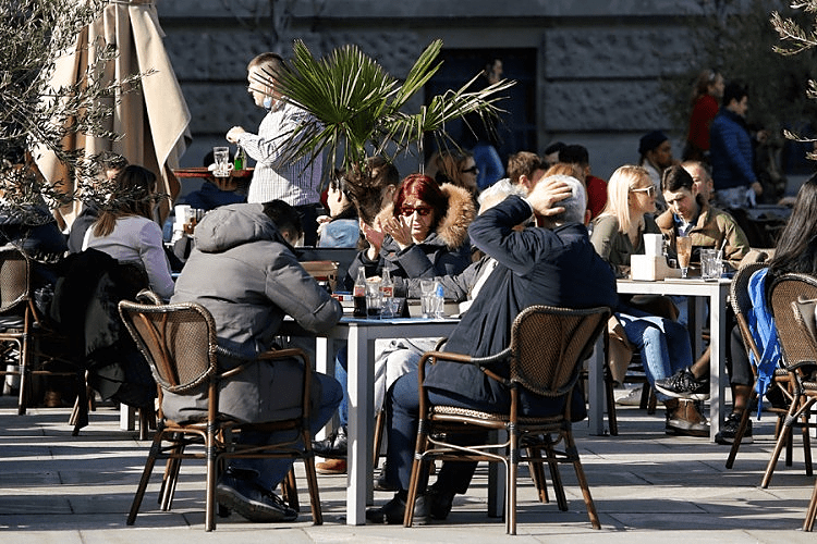 Srbija pooštrava mjere, za vikend ugostitelji i tržni centri do 14 sati?