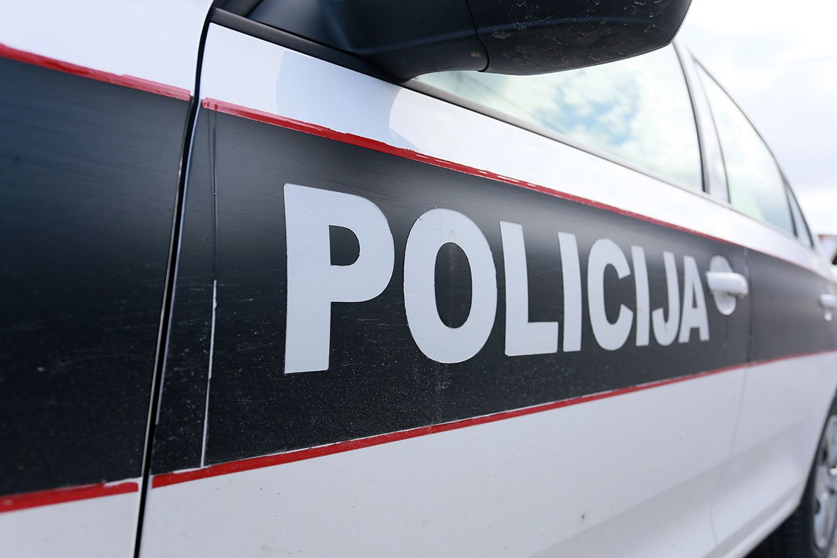 Motociklista poginuo u blizini tuzlanskog hotela