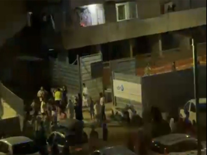 Tragedija u Italiji: Urušio se balkon, ima mrtvih (VIDEO)