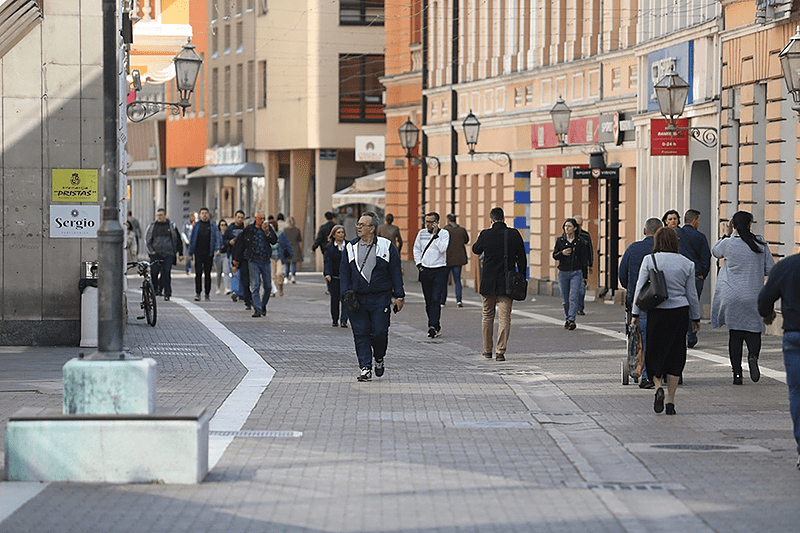 TEMPERATURA SKORO 30 STEPENI Za sutra najavljeno promjenljivo oblačno vrijeme sa sunčanim intervalima