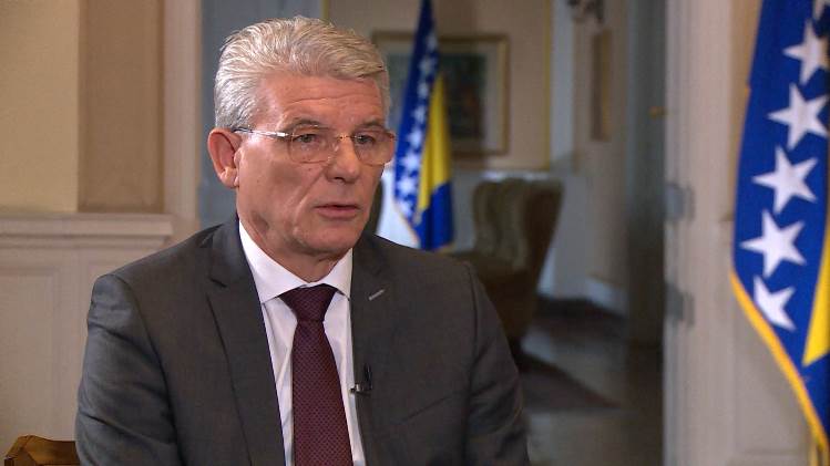 Džaferović: Jasna poruka siledžijama poput Dodika