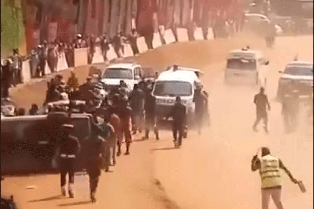 (VIDEO) Tragedija na reliju: Sedmoro poginulo, među njima i djevojčica 