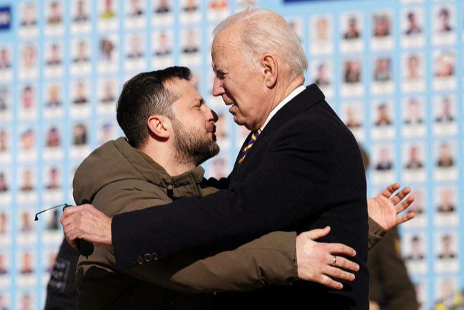 Bajden: Putin je mislio da će brzo zauzeti Kijev, a onda je upoznao hrabrost Ukrajinaca