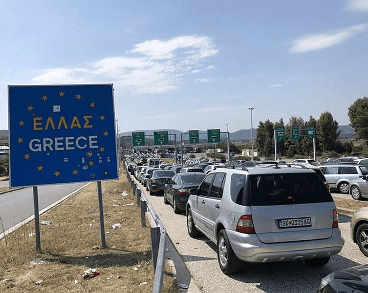 KORONA RAMPA I DALJE STOJI Grčka produžila zabranu ulaska za srpske državljane
