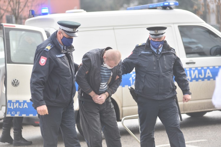 Ševi 18 godina robije za ubistvo monaha