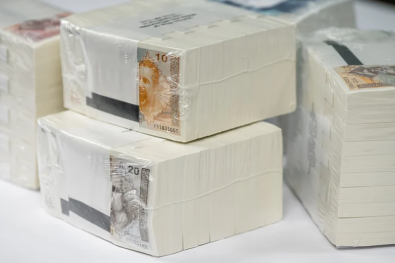 Građani BiH u bankama čuvaju više od 14 milijardi KM, prvi put više u KM nego u stranim valutama