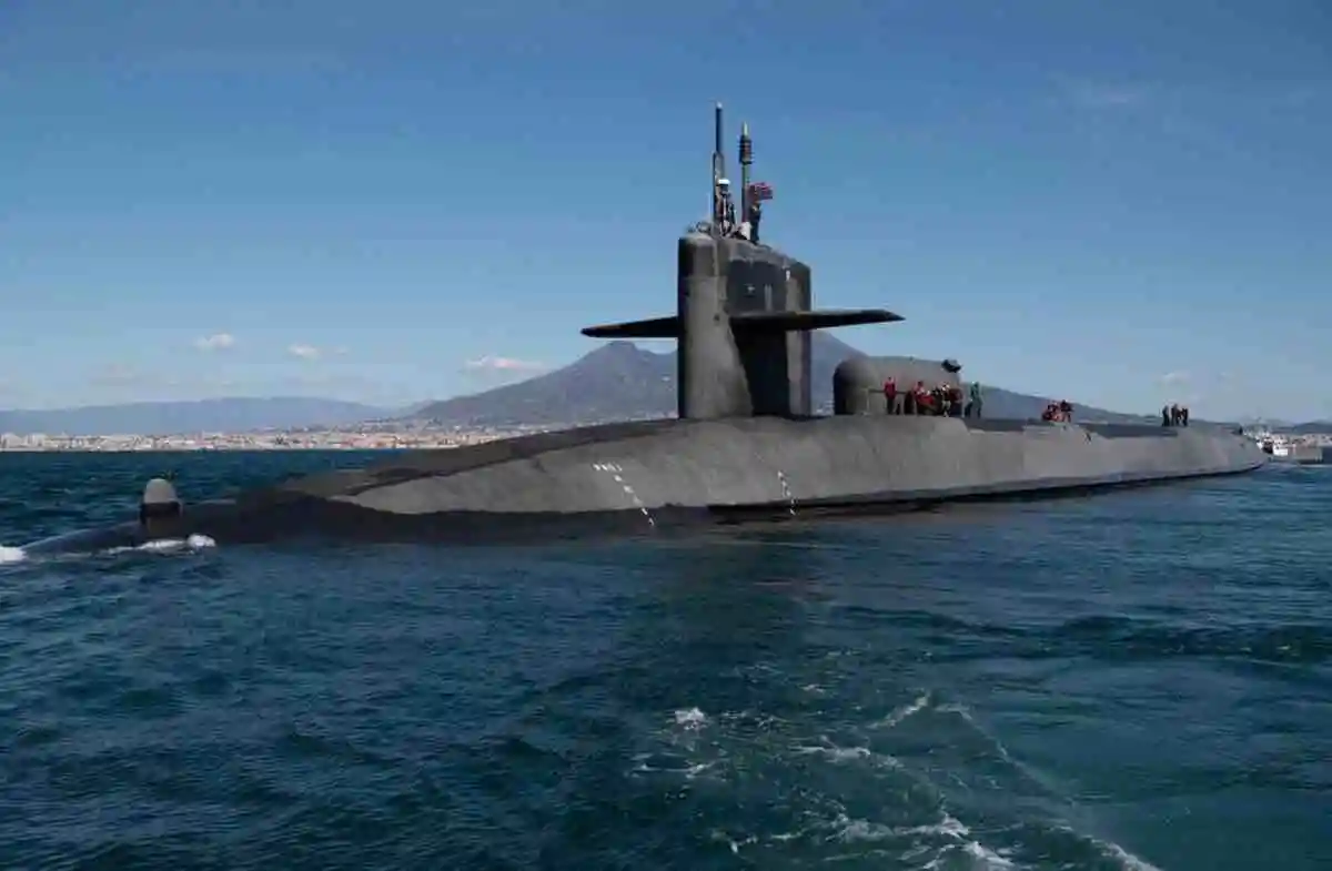 Iran tvrdi: Naša mornarica natjerala američku nuklearnu podmornicu da izroni u Ormuškom moreuzu
