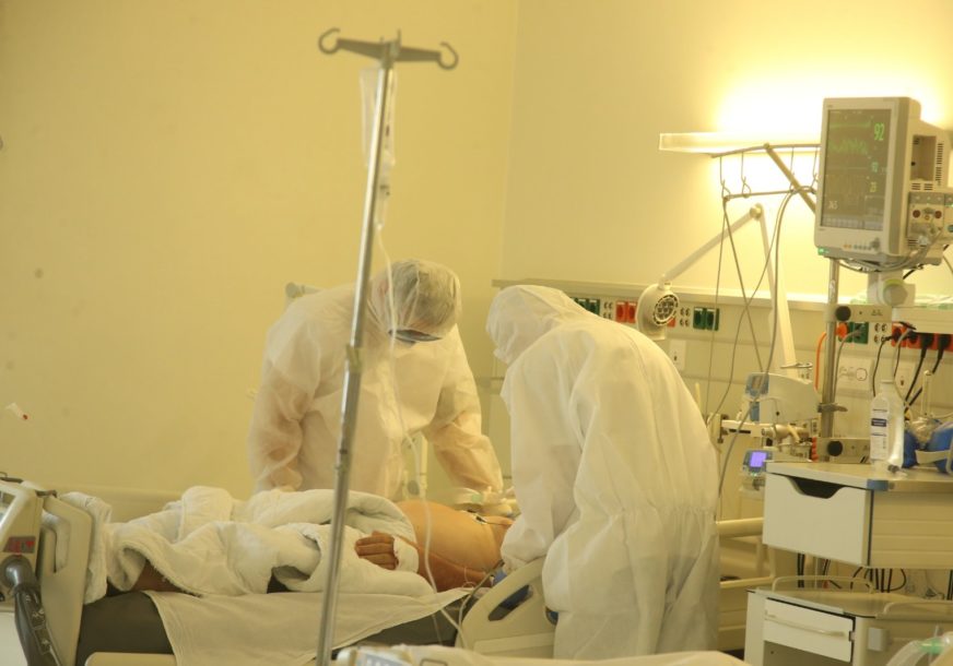 Zaraza odnijela osam života: Korona virus potvrđen kod još 382 osobe u Srpskoj