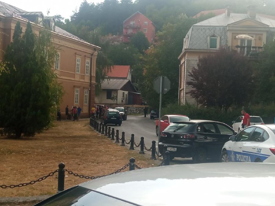 Pucnjava na Cetinju,pucao na prolaznike: Ubijeno sedam ljudi i napadač /VIDEO/