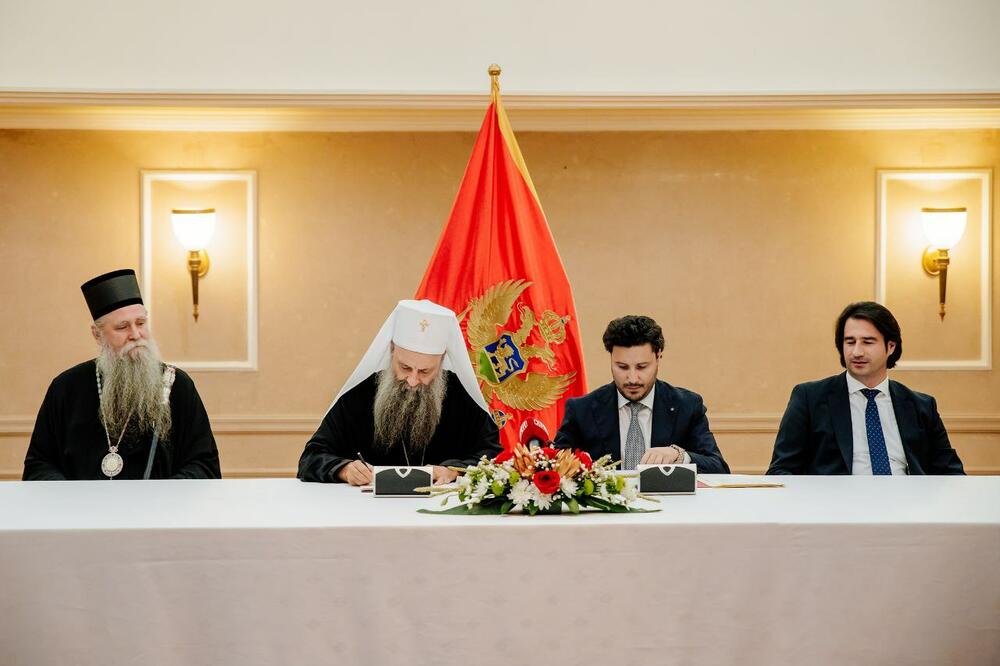 Upravo potpisan Temeljni ugovor Vlade Crne Gore i SPC