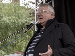 Šešelj se povlači sa čela Srpske radikalne stranke