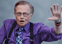 PREMINUO LARI KING Čuveni voditelj dug niz godina imao problema sa srcem