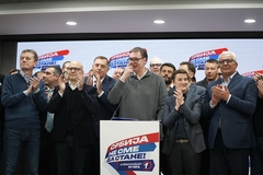 Vučić: Ubedljiva pobeda liste "Srbija ne sme da stane"