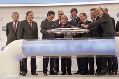 MEDVEDEV PORUČIO NAKON BLOKADE "SJEVERNOG TOKA 2.": Gas će koštati 2.000 evra, DOBRO DOŠLI U NOVI SVIJET