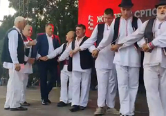 Dodik zaigrao kolo na Mrakovici 