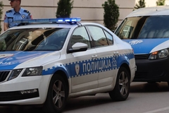 Ranio ga kolega prilikom čišćenja oružja: Policajac iz Zvornika van životne opasnosti