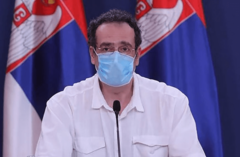 "TEK SMO NA POČETKU " Dr Janković upozorava da se ubrzavanje epidemije može spriječiti samo POŠTOVANJEM MJERA