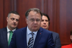 "Trojka" pozdravila Šmitovu odluku: "Izborni proces biće pošteniji"