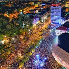 Koliko je ljudi bilo na protestu opozicije u Banjaluci? Procijenite sami (FOTO)