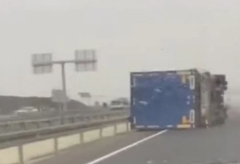 Majka poginula štiteći dijete od oluje: Stravično nevrijeme u Turskoj odnijelo šest života, vjetar rušio zidove, toranj i drveće