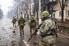 UŽIVO /VIDEO/ Ruski brifing; Likvidirana grupa stranih plaćenika; Ukrajinski brifing; Oboren Su-27; Ponovo granatiran Donjeck