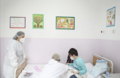 Trenutno smješteno više od 100 pacijenata: Popunjeni kapaciteti Klinike za dječije bolesti na UKC Tuzla