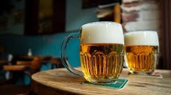 Otkriveno koji broj čaša alkoholnih pića izaziva ubrzano starenje mozga