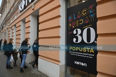 "Crni petak" napunio šoping centre u BiH