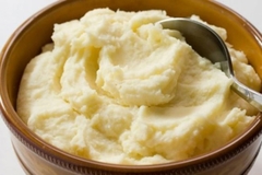 Kako podgrijati pire krompir, a da zadrži savršeno kremastu teksturu