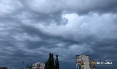 Sutra oblačno, uz pad temperature vazduha: Povremeno moguća sa kišom ili pljuskovima
