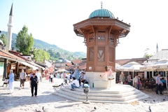 PREMINULA JEDNA OSOBA U Kantonu Sarajevo potvrđeno još 20 slučajeva zaraze