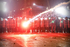 Više hiljada demonstranata blokiralo saobraćaj, traže ostavku vlade (FOTO, VIDEO)