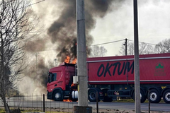 Zapalio se kamion na putu Bijeljina-Rača