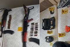 U Mostaru uhapšene tri osobe nakon prijava građana, pronađene automatske puške