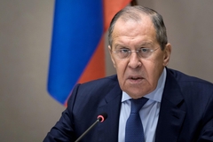 Lavrov: NATO faktički ratuje na strani kijevskog režima