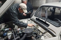 Bivši slovenački predsjednik prodaje svoj auto iz 1991. (VIDEO)