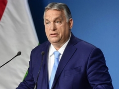 Orban: Podavili bismo se da smo čekali pomoć Brisela