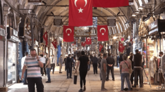 Turska od danas uvodi nova ograničenja, policijski sat svakog dana