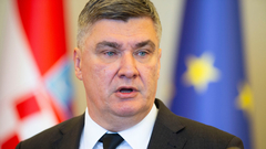 Milanović se žali da mu rade iza leđa: Hrvatska je mimo Ustava bila kosponzor rezolucije