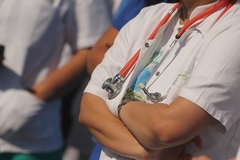 "NE BJEŽIM OD ODGOVORNOSTI" Djevojčica (2) u komi nakon operacije kapka u privatnoj klinici, oglasio se doktor koji joj je dao anesteziju