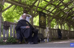 IZGRADIO BIZNIS ŽIVOTA Godinu dana šiša usred parka, a u jeku pandemije imao i po 20 mušterija dnevno