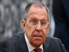 Lavrov: Postoji opasnost da hladni rat pređe u vruću fazu