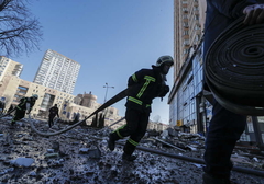 Dok su EKSPLOZIJE odzvanjale Kijevom, u skloništu se rodila mala Mia