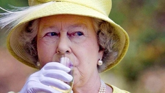 Ovo su HRANA I PIĆA koje je KRALJICA ELIZABETA proslavila