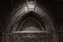 Jedna od najvećih misterija u Engleskoj: Tajanstveni podzemni prolaz ukrašen milionima školjki