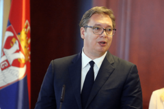 VUČIĆ O ŽIVOTNOM STANDARDU "Sa dvije plate u Srbiji može da se živi pristojno"