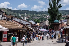 NAJTEŽA SITUACIJA U SARAJEVU: U posljednjih sedam dana 3.051 osoba u FBiH zaražena koronom